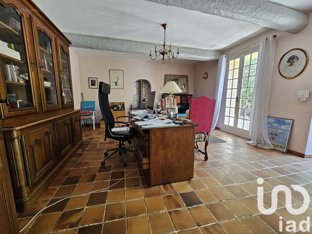 Maison 362 m² à Saint-Pierre-De-Vassols  - photo 8