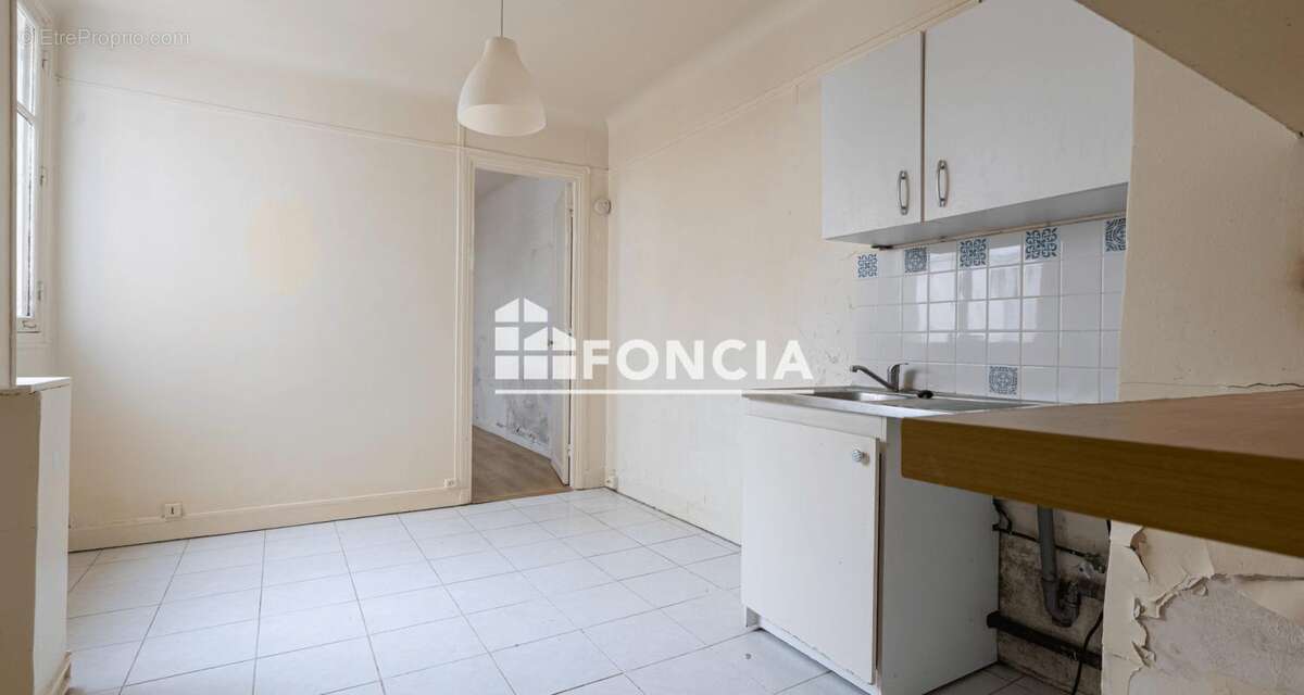 Appartement à PARIS-20E