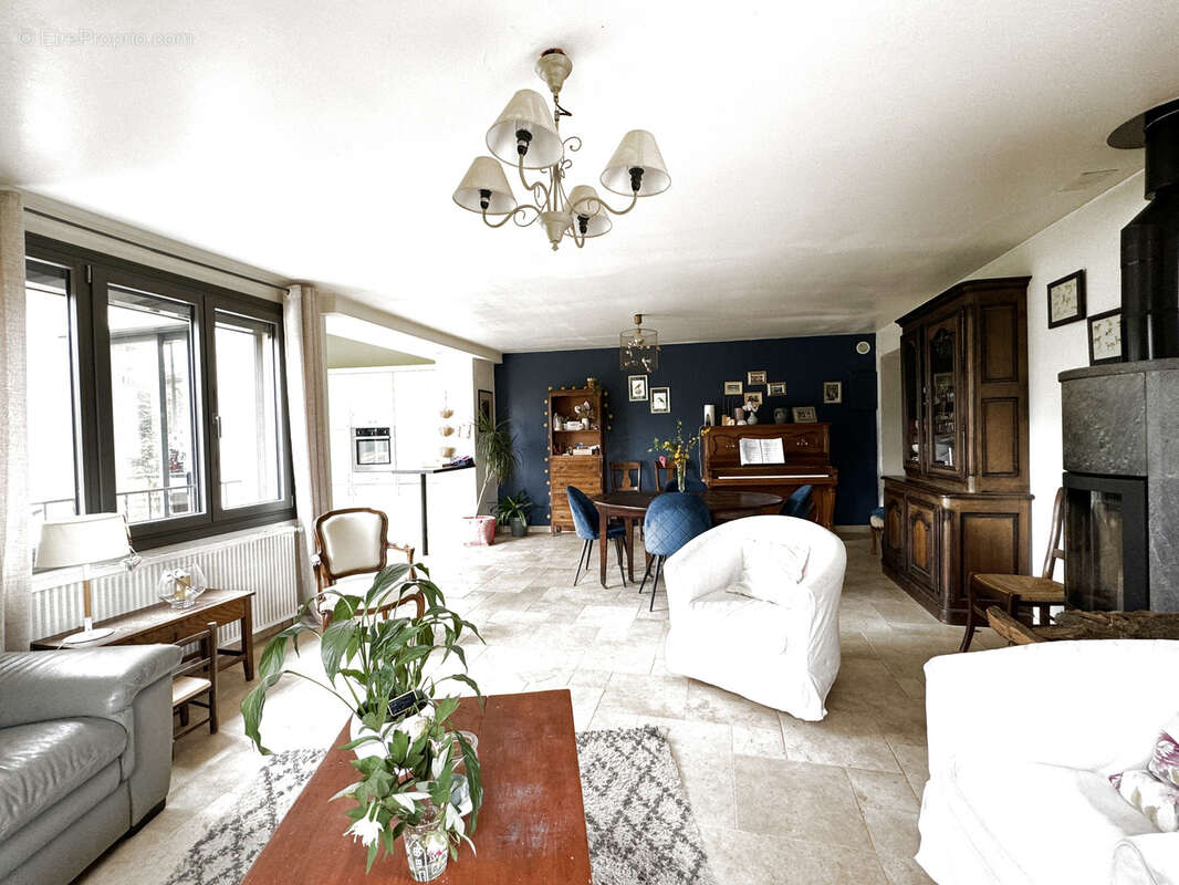 Maison à LES CHERES