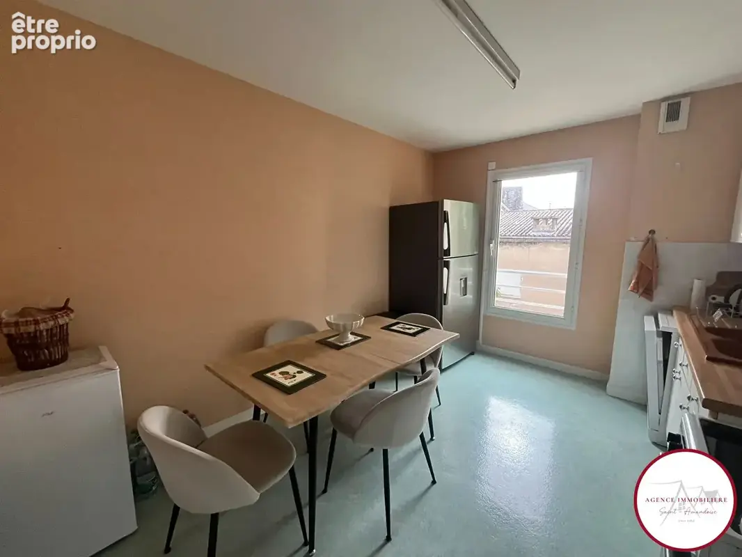 Appartement T3 lumineux avec ascenseur et parking -Saint-Amand-Montrond centre-ville - photo 6