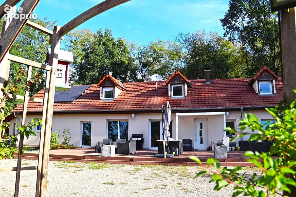 Maison d'habitation sur domaine équestre (Unique dans la région) - photo 2