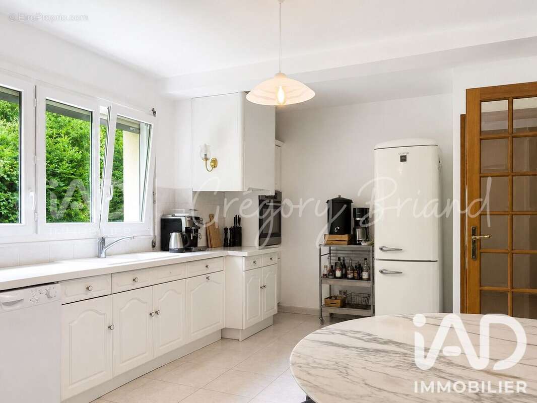 Maison 200 m² à Bouliac  - photo 9