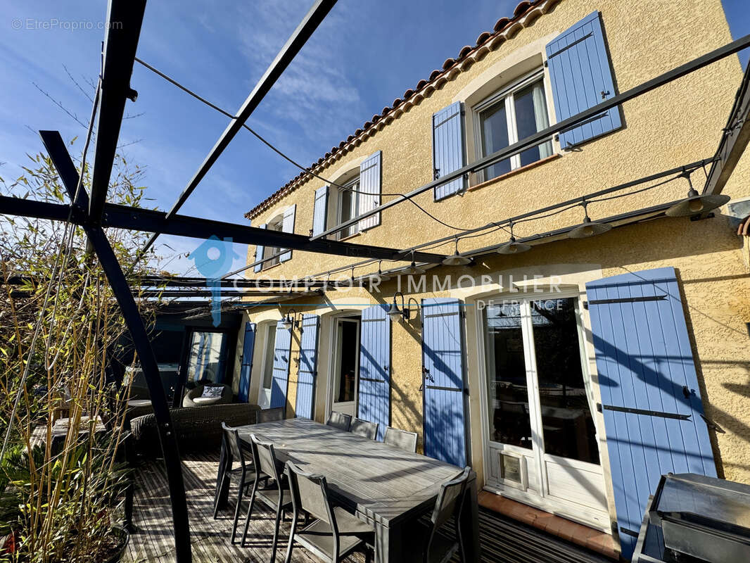 Maison à CODOGNAN
