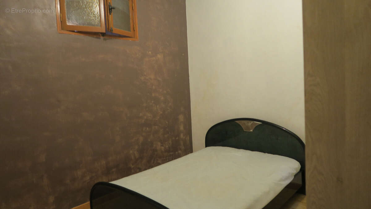 Appartement à MARSEILLE-5E