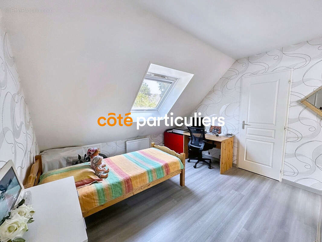 Maison à FERRIERES-HAUT-CLOCHER