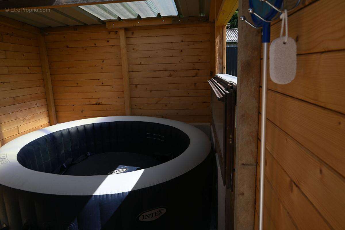 A vendre maison renovee rare / 37220 crouzille / 127m²/ dpe  c / 4 ch / spas fermer - photo 17