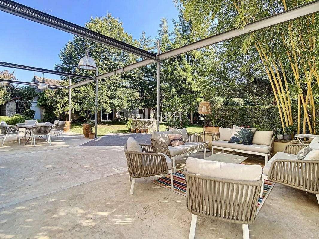 Propriete familiale de caractere avec piscine à pernes les fontaines - photo 21