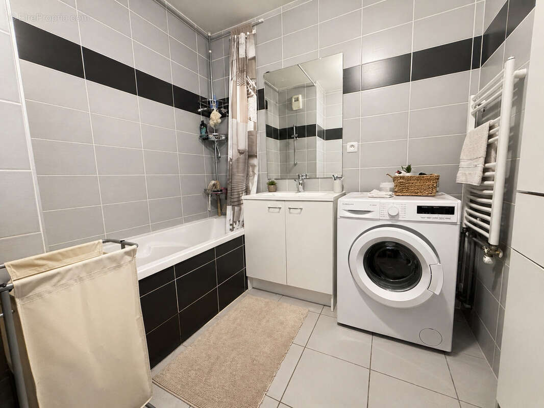 Appartement à VENISSIEUX