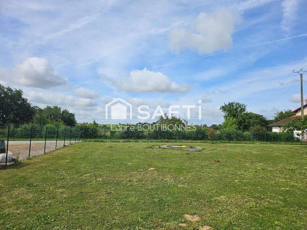 Photo 2 - Terrain à SAINT-SULPICE