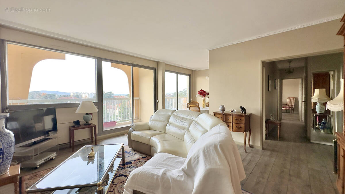 Appartement à LYON-5E