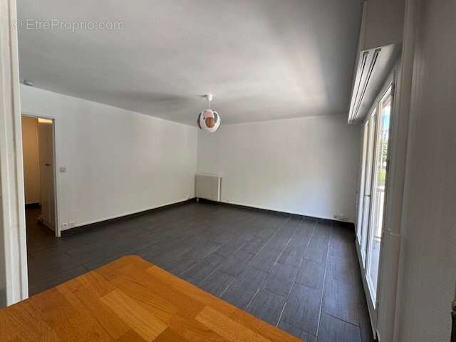 Appartement à SAINT-MAUR-DES-FOSSES