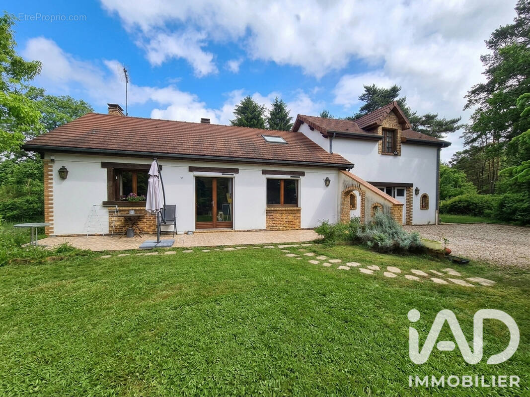 Photo 1 - Maison à ARMEAU