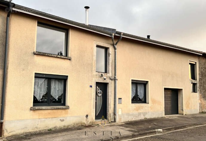 Maison à LANDREMONT