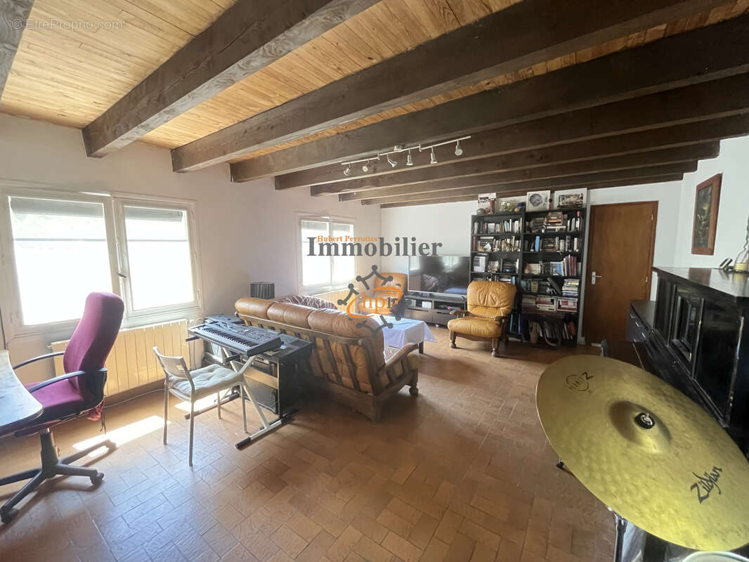 Vente maison de campagne sur terrain de 1ha 2768ca - photo 7