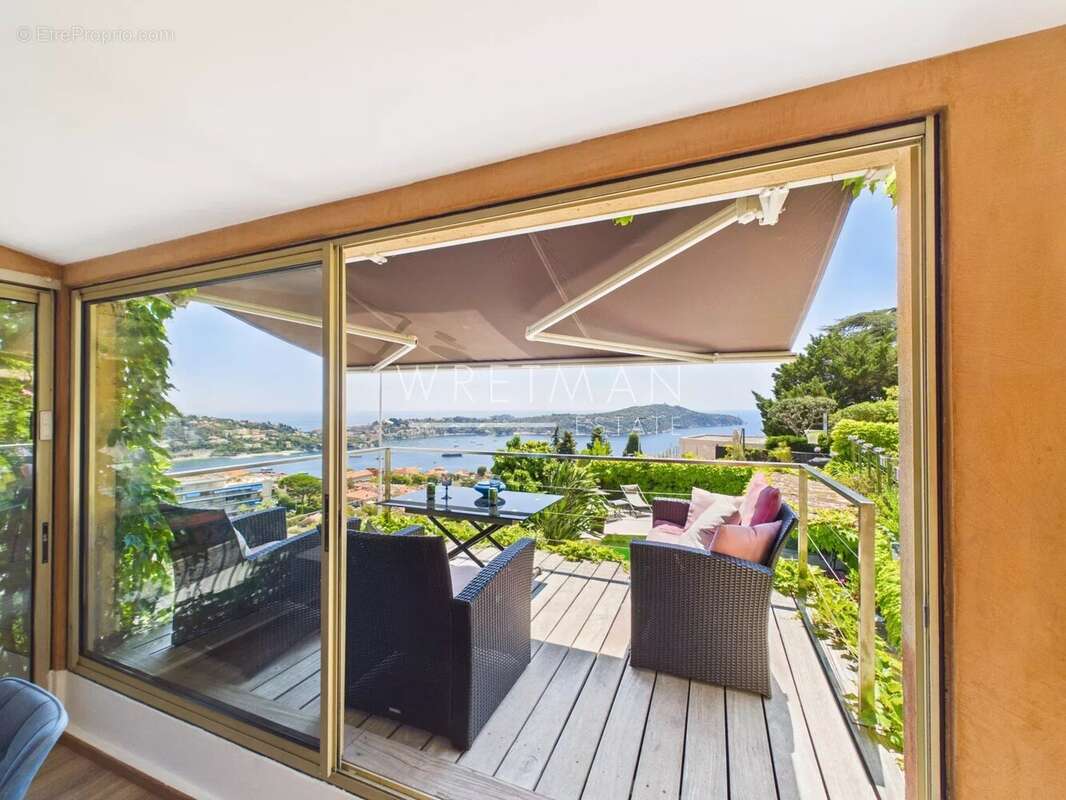 Appartement à VILLEFRANCHE-SUR-MER