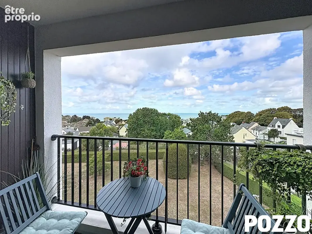 Appartement donville les bains 3 pièce(s) 92 m2 - bel appartement rénové avec vue mer et garage - photo 9