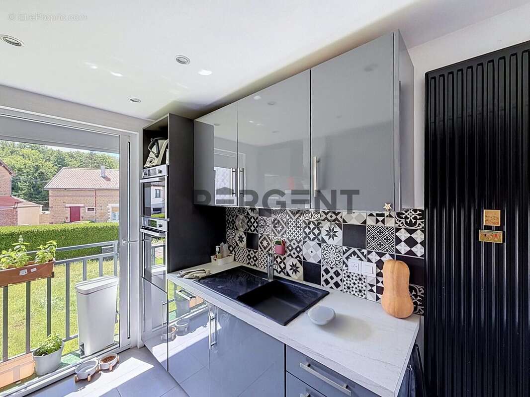 Maison 56 m² à La Francheville  - photo 5