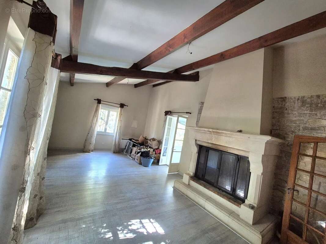 Maison à SAINT-MARTIN-DE-VALGALGUES