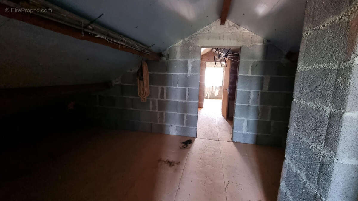 20250918_143634 - Maison à SAINT-SAUD-LACOUSSIERE