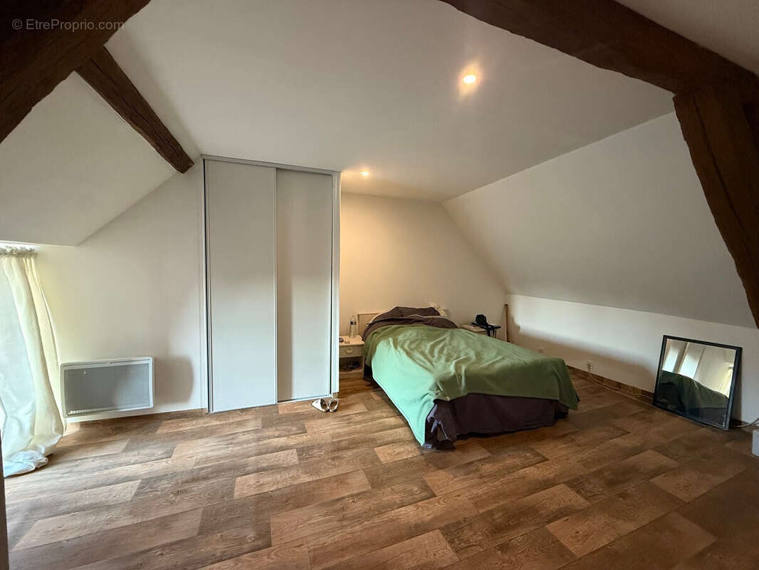 Maison à CHAROST