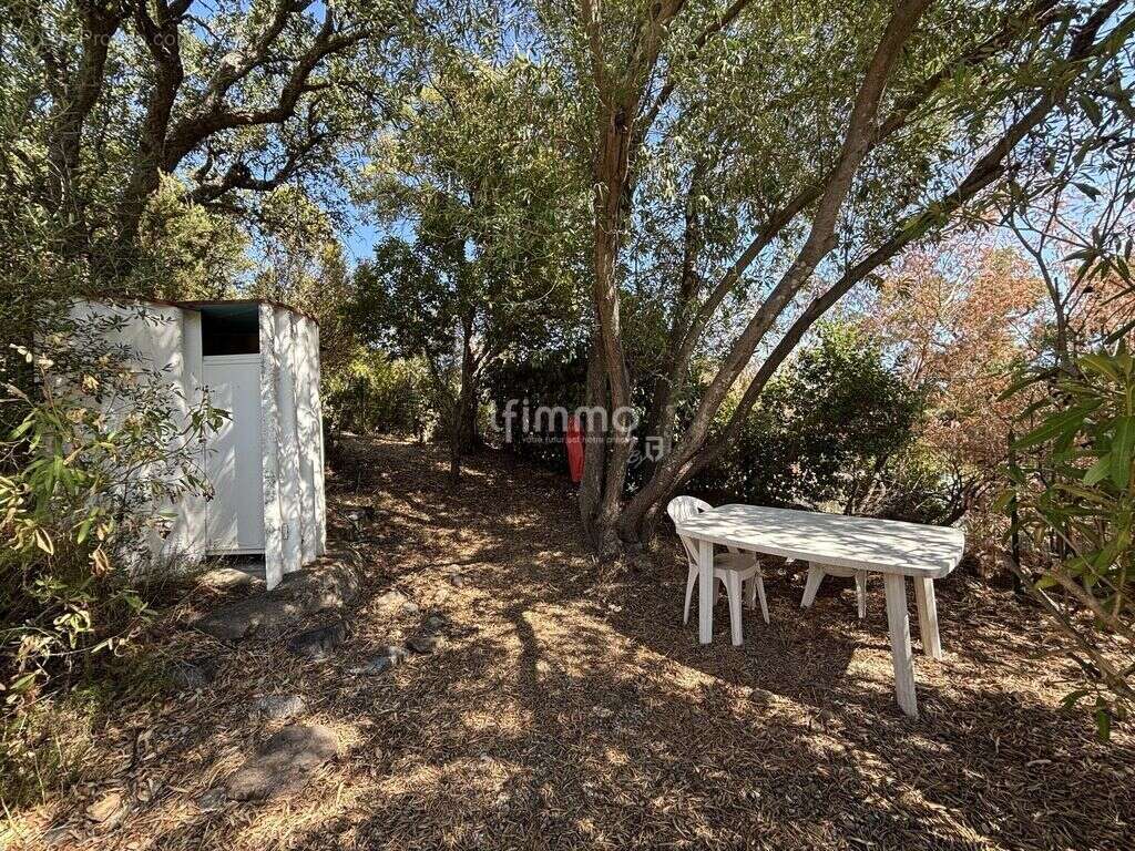 Maison à LE MUY