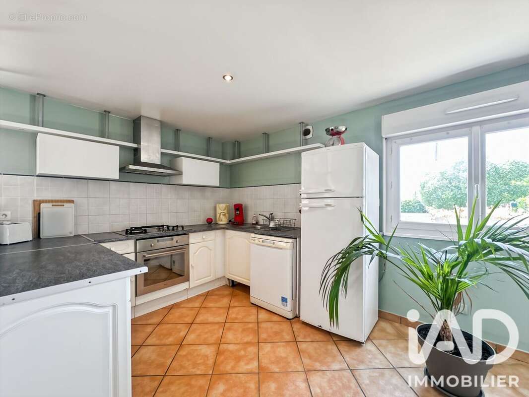 Maison 100 m² à Mont-Dol  - photo 7