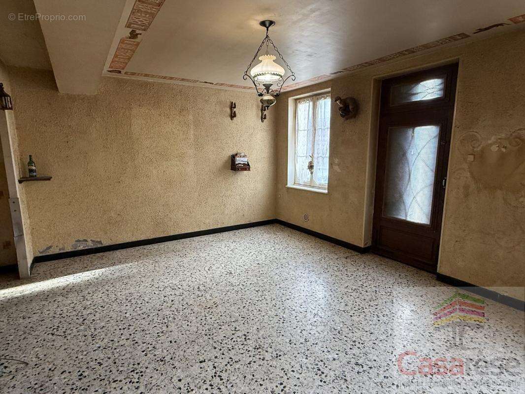 Maison 94 m² à Bey  - photo 6