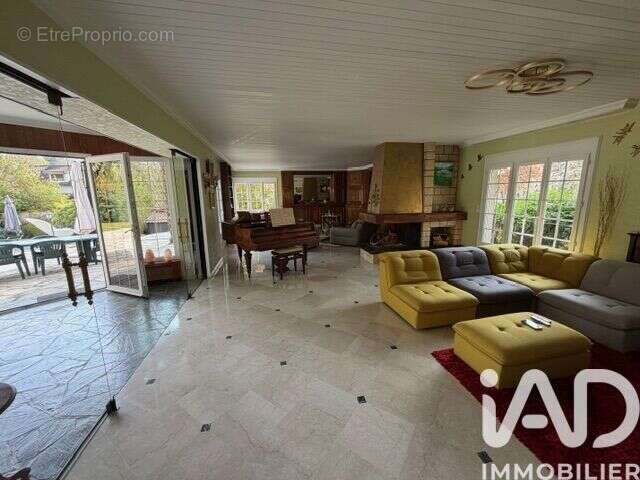 Photo 3 - Maison à BOISSISE-LE-ROI