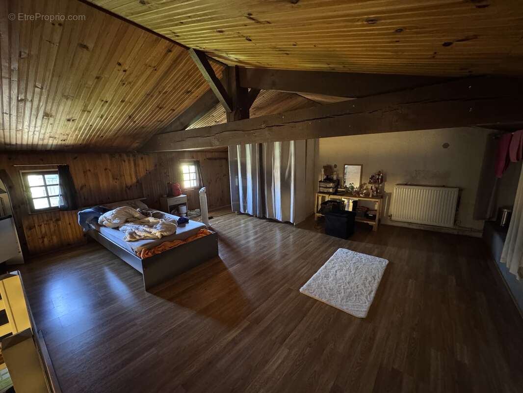 Maison 225 m² à Coutras  - photo 41
