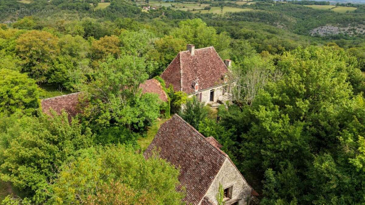 SECTEUR GOURDON - Charme et authenticité pour cet Ensemble en pi - photo 9