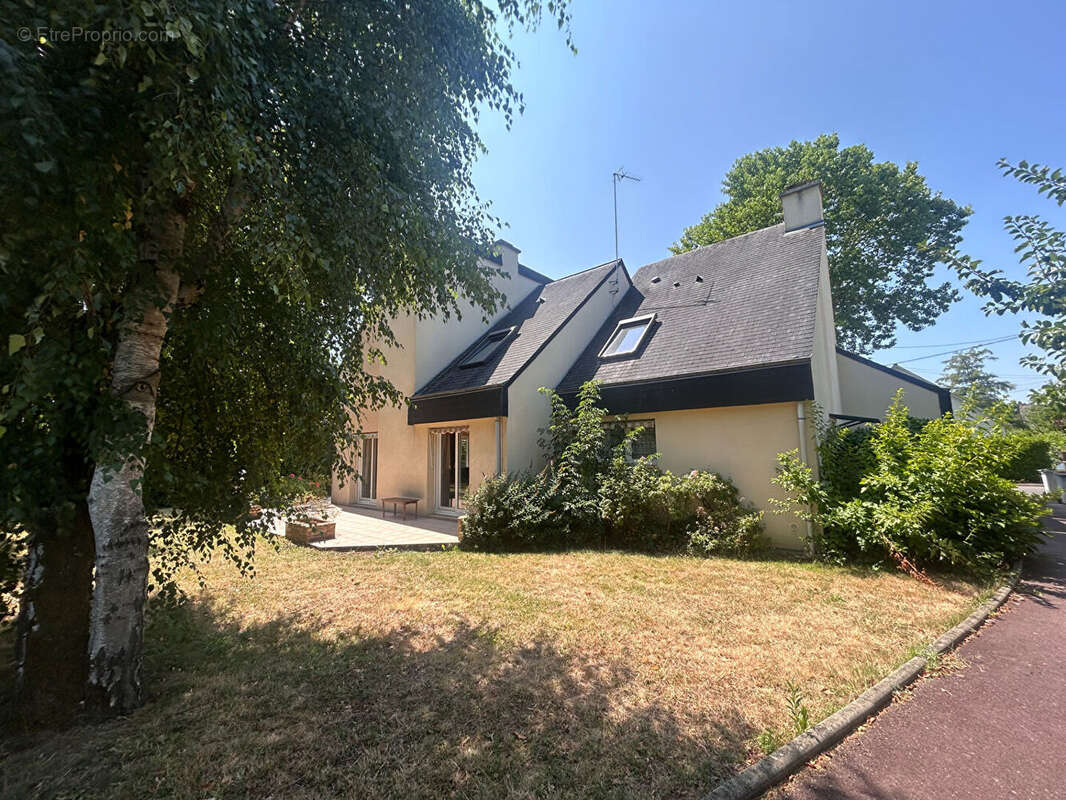 Au coeur de BETTON - Maison Betton 6 pièces - 159 m2 - photo 4