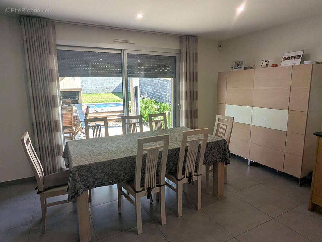 Maison familiale confortable sans travaux avec jardin et piscine à Foix -  116 m2 - photo 8
