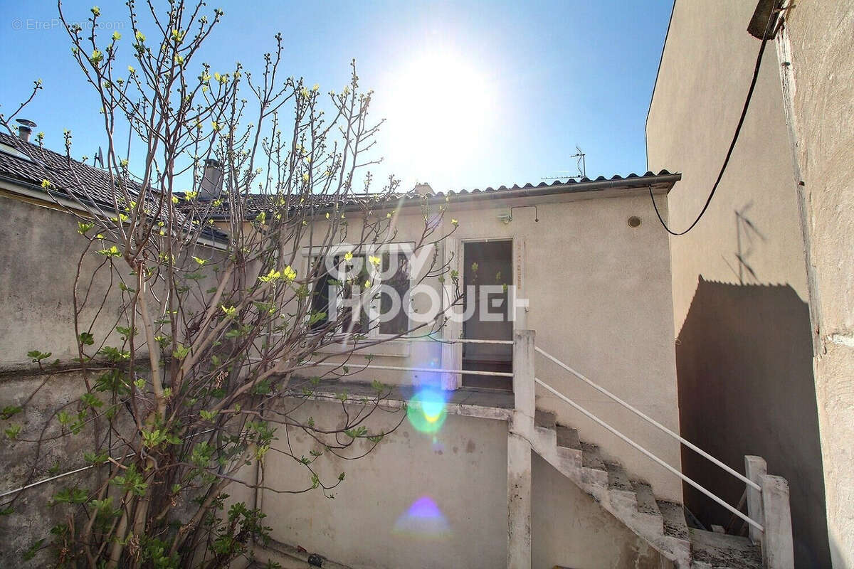 Appartement à CHAVILLE