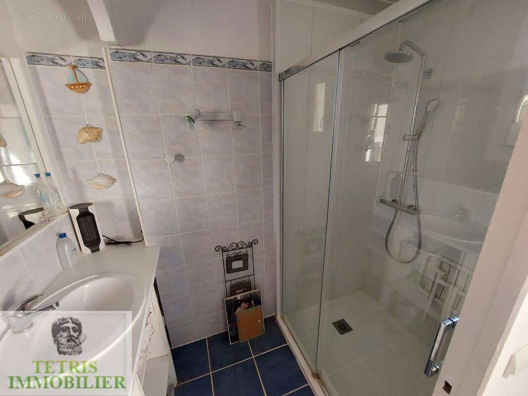 Maison familiale à vendre à la tour d aigues de plain pied - photo 10