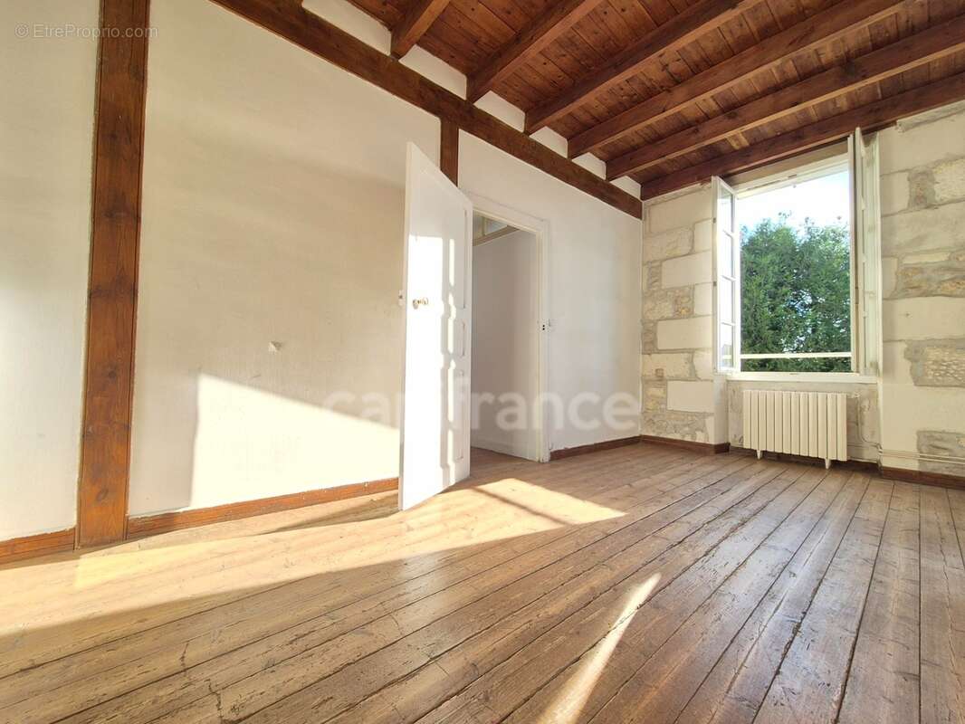 Ensemble de 2 maisons indépendantes à vendre, BUSSAC SUR CHARENTE (17) - photo 17