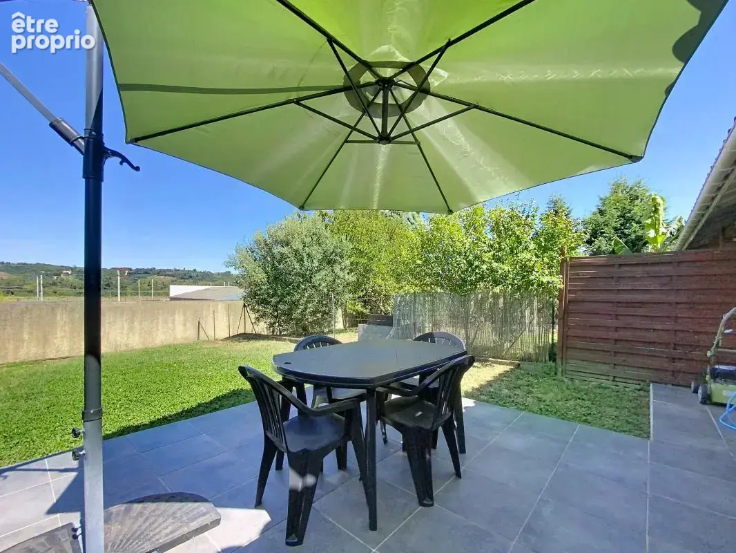 Appartement - 2 Chambres - Terrasse - jardin - 1 Place de Parking - photo 2