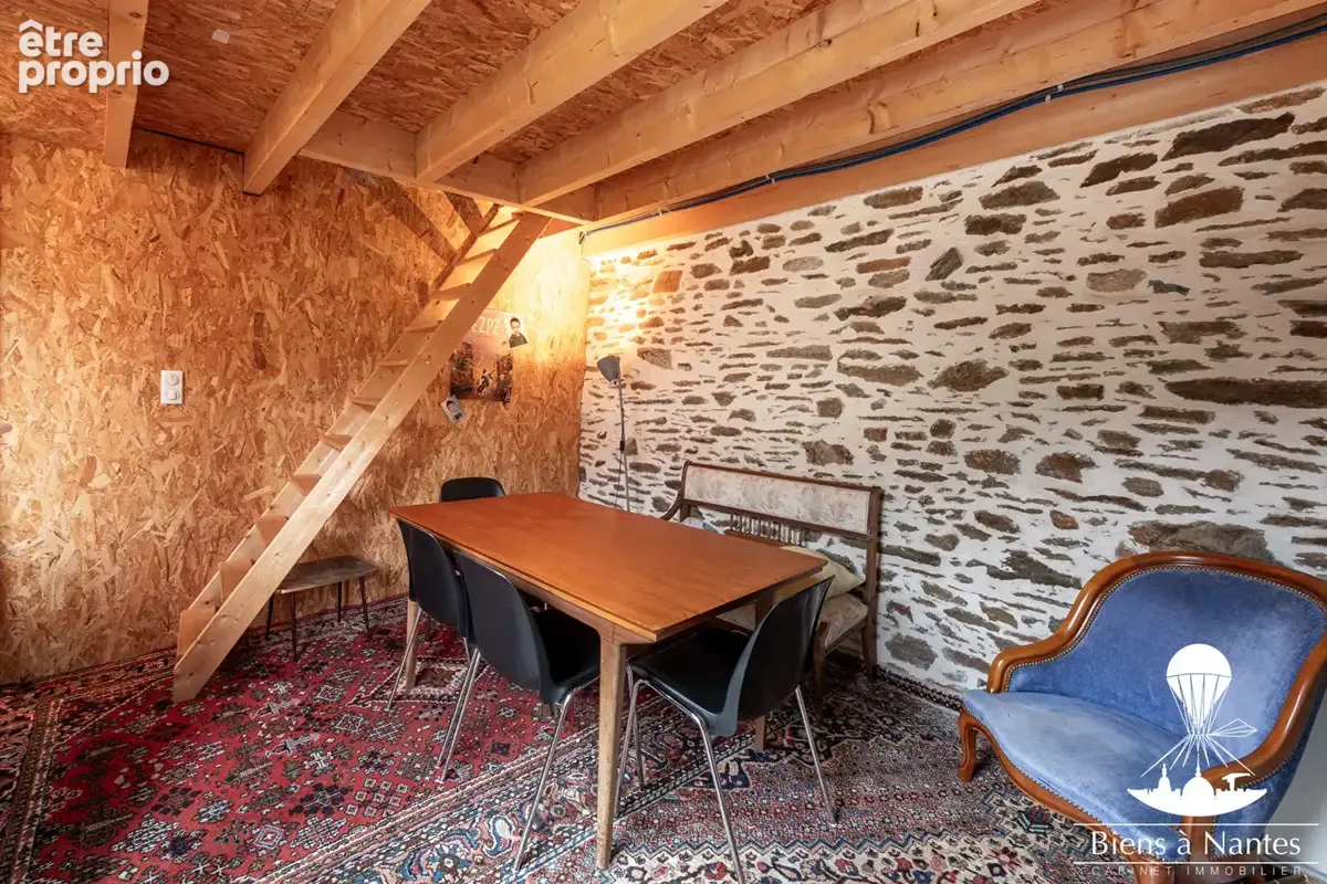 A VENDRE MAISON de VILLE 8 pièces Le Loroux Bottereau 182 m2 - photo 16