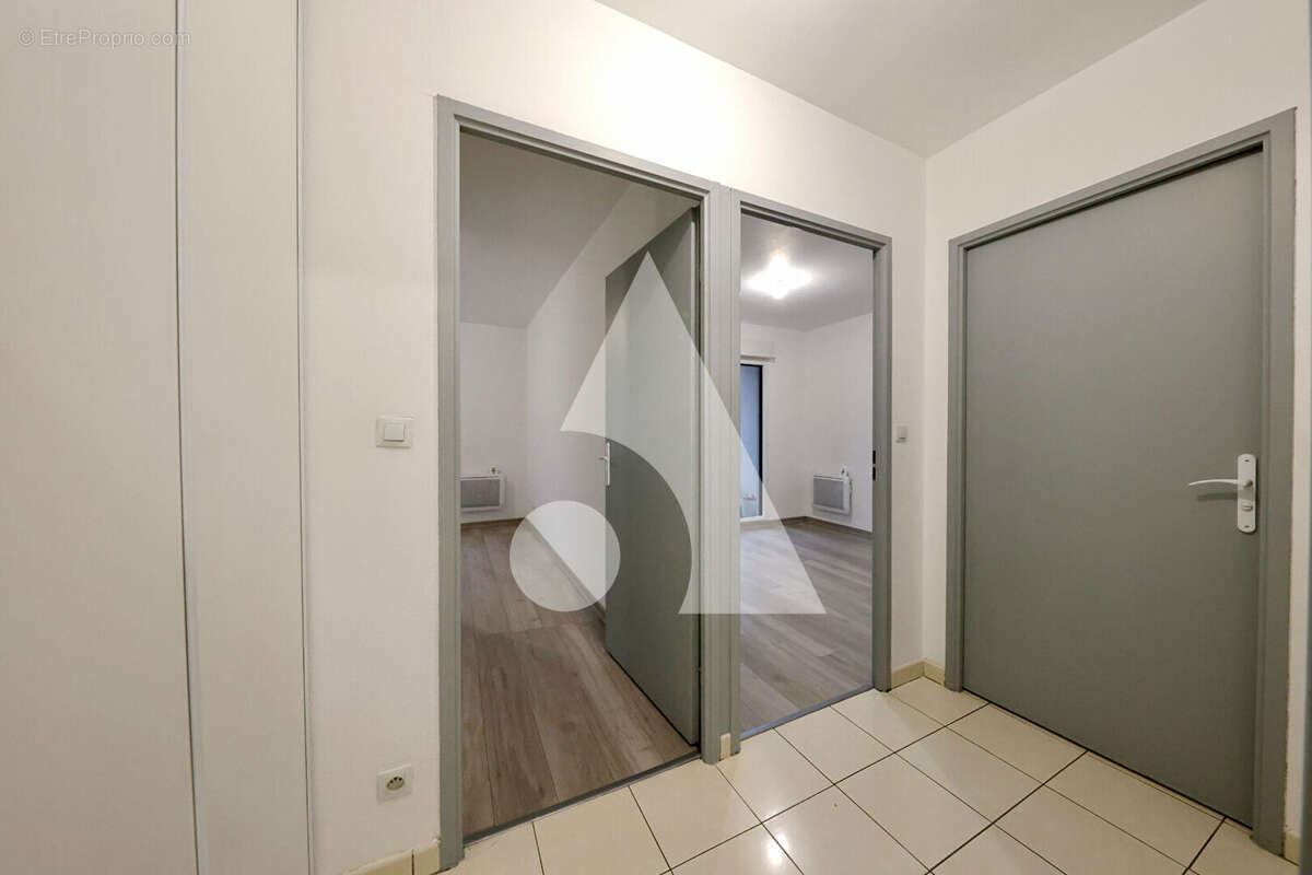 Appartement à CORBEIL-ESSONNES