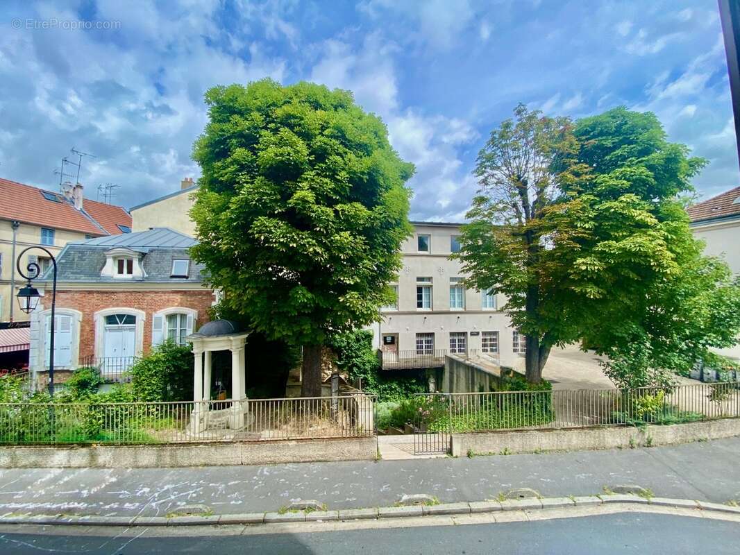 NANTERRE (92) Centre-Ville à vendre Appartement 2 pièces de 42,25 m² - Proche RER - photo 3