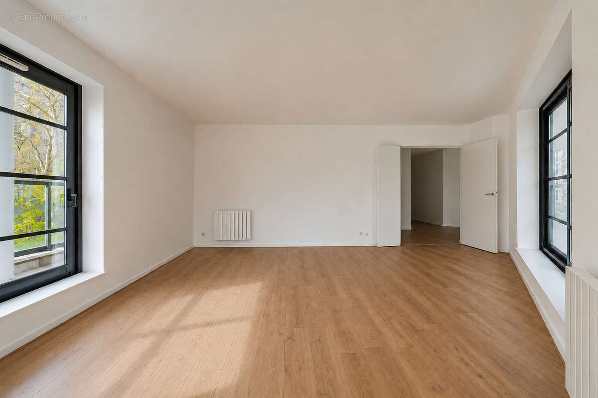 Appartement à PARIS-15E