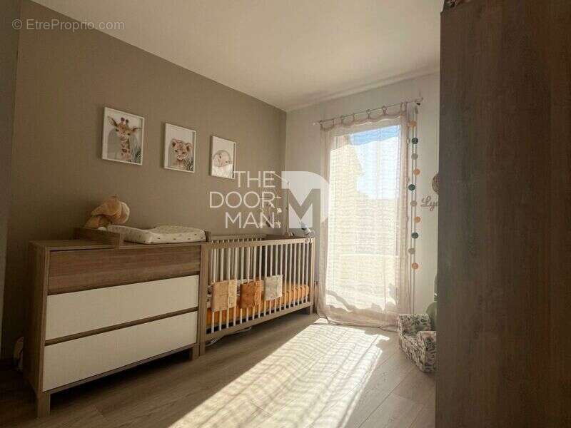 Appartement à LIMOURS