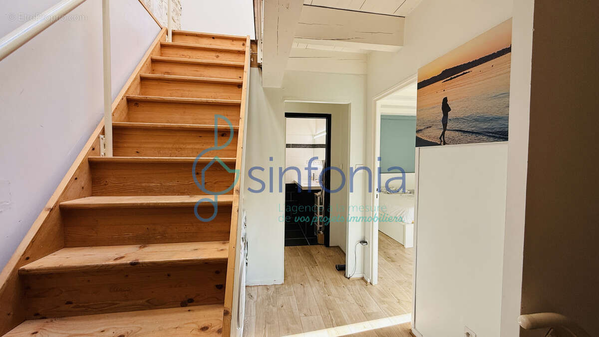 Maison à LA CALMETTE