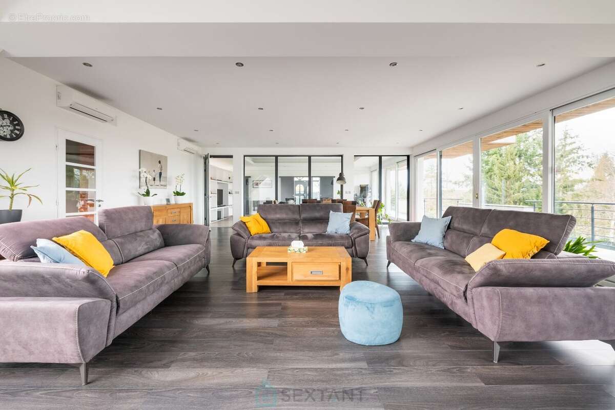 Villa d'architecte à 35 mn de Paris gare de Lyon. A 15 minutes de trois magnifiques golfs ! (golf Fontainebleau, Cély et Coudray - photo 4