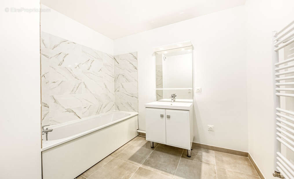 Appartement à OZOIR-LA-FERRIERE