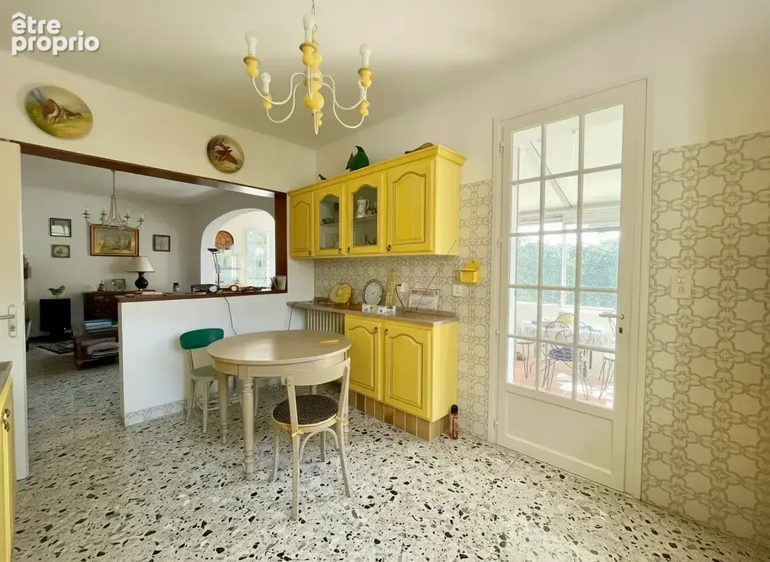 Vaison centre - maison de plain pied dans quartier calme - photo 10