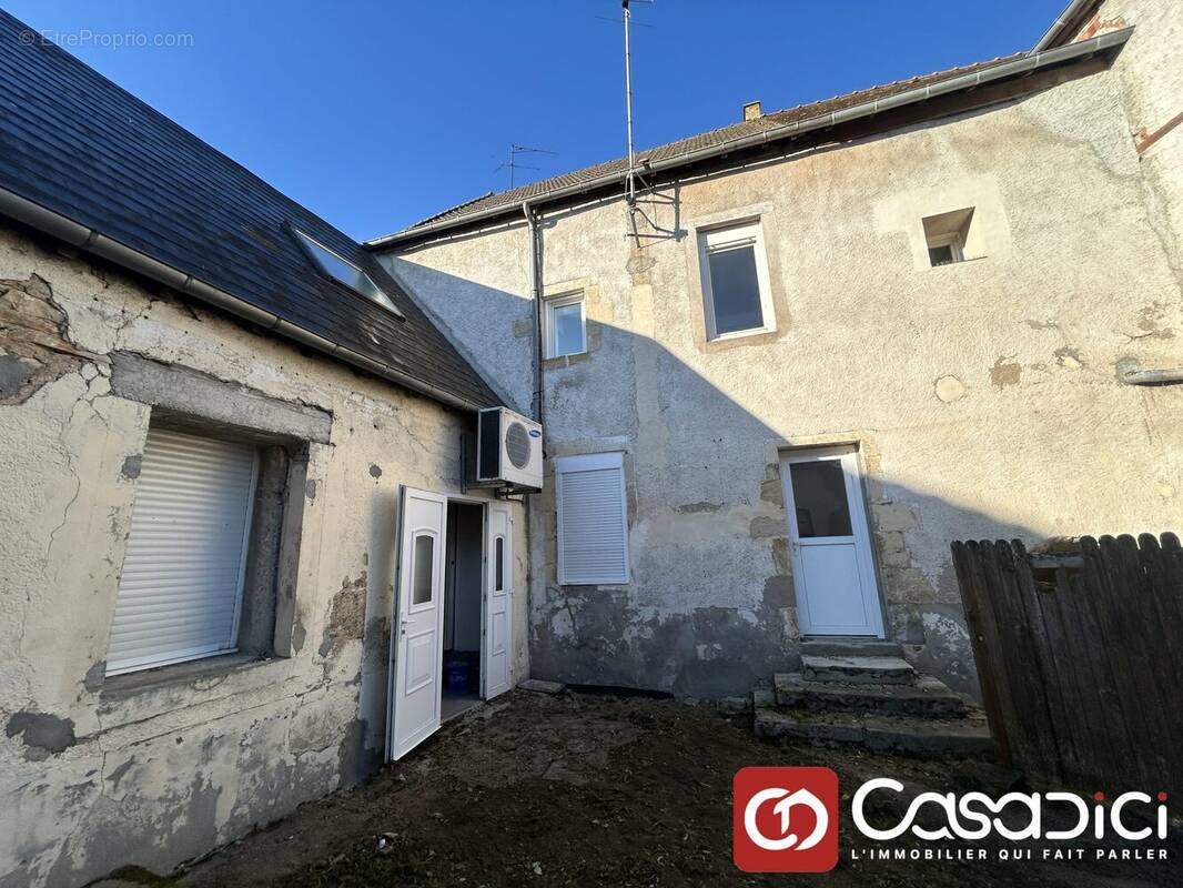 Maison à MAGNY-COURS