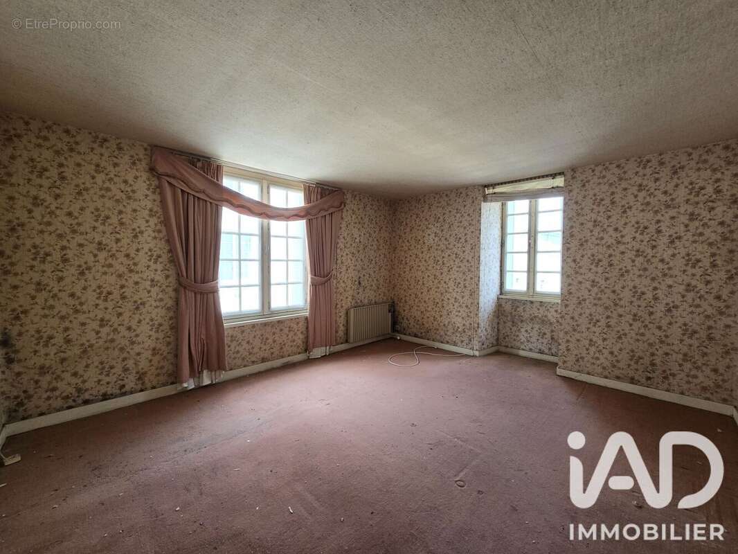 Maison 95 m² à Thouars  - photo 7