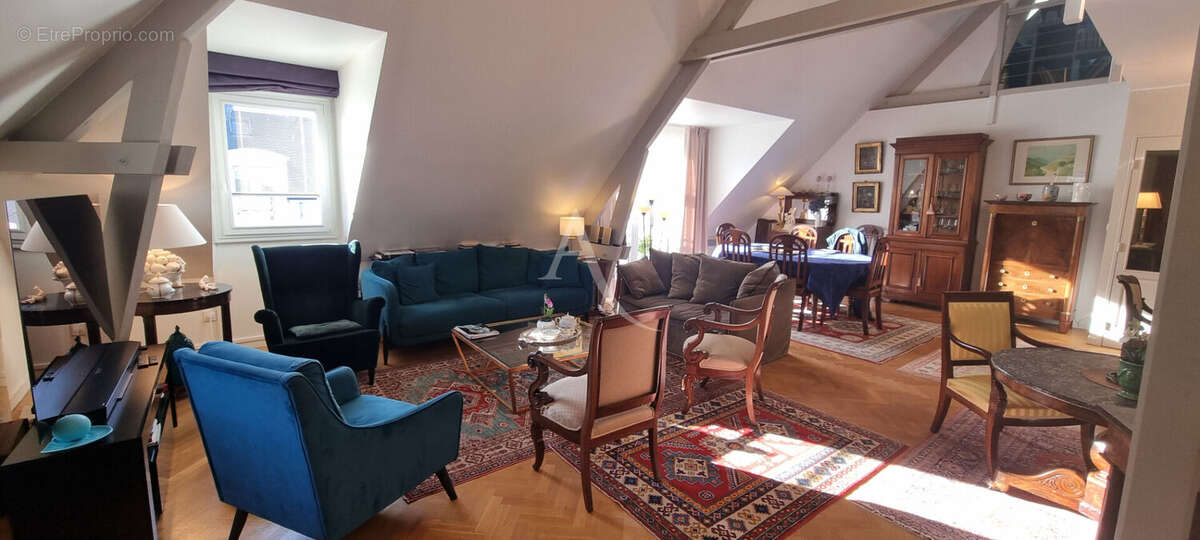 Appartement d'exception de 135 m²  Quartier Préfecture / Halles aux grains  Blois 6 pièce(s) 135 m2 - photo 4
