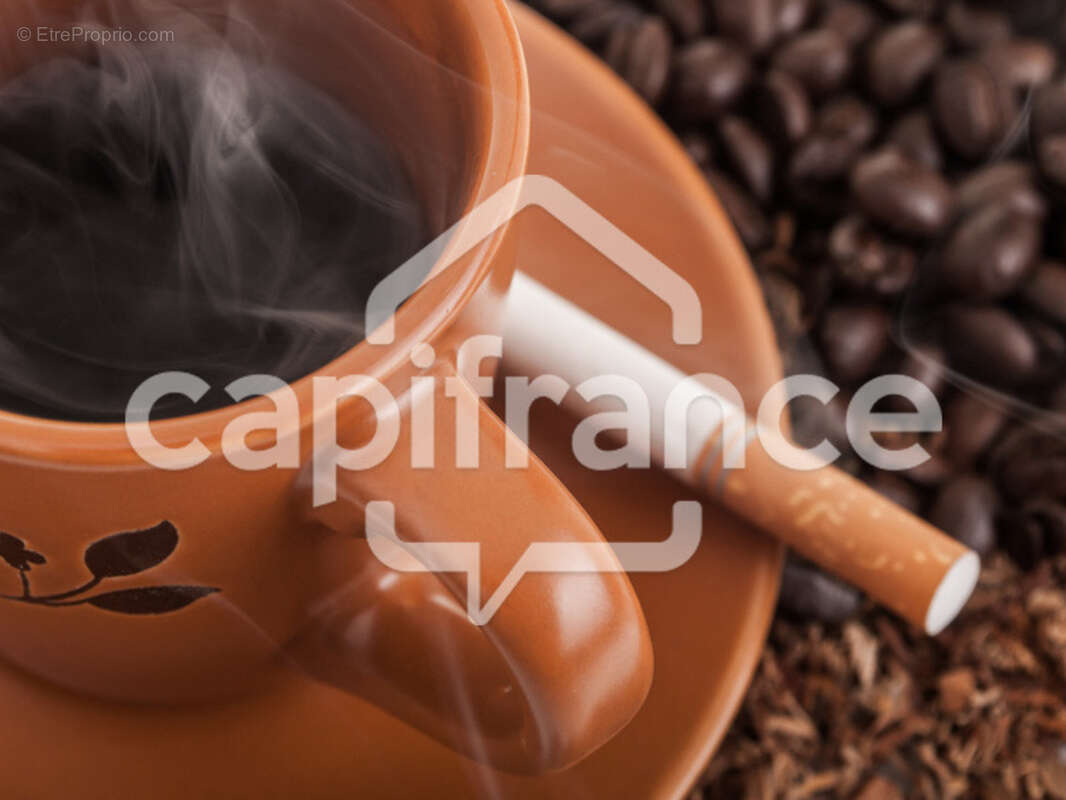 BAR TABAC JEUX à vendre dans le secteur de MONTENDRE - Charente Maritime - photo 2