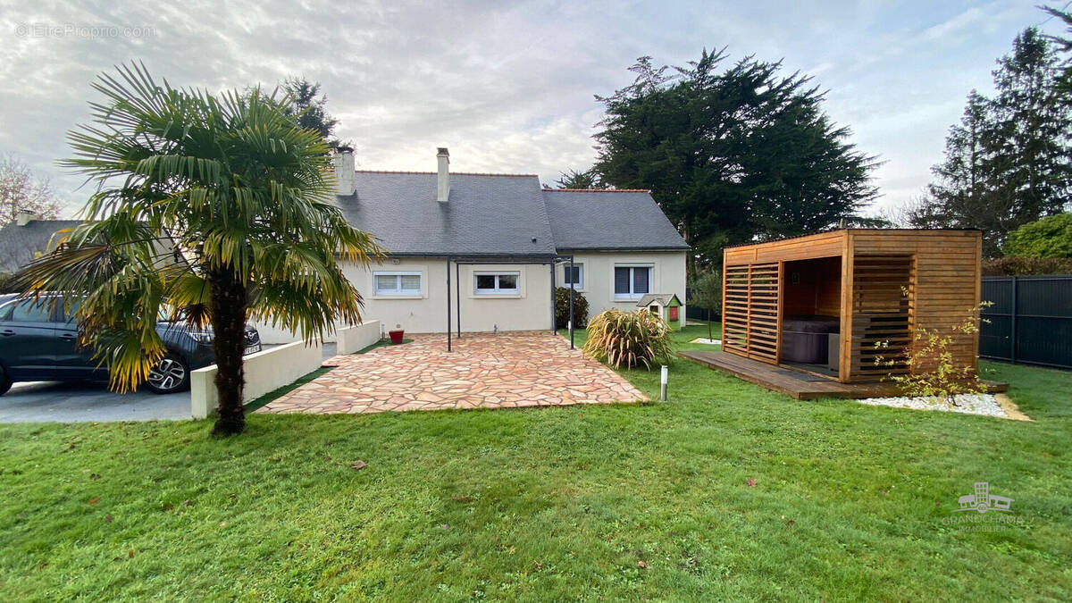 Maison à GRANDCHAMPS-DES-FONTAINES